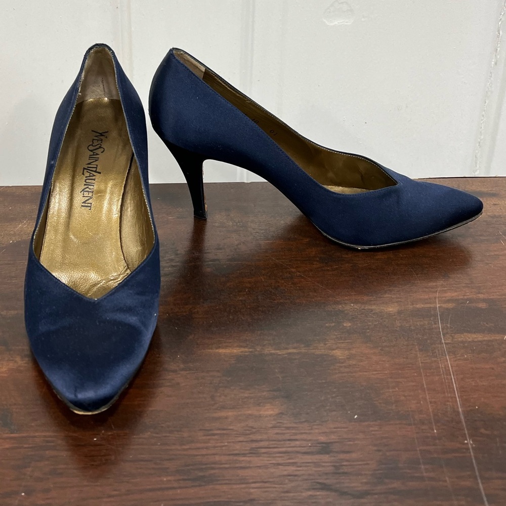 Yves Saint Laurent Navy Satin Pumps